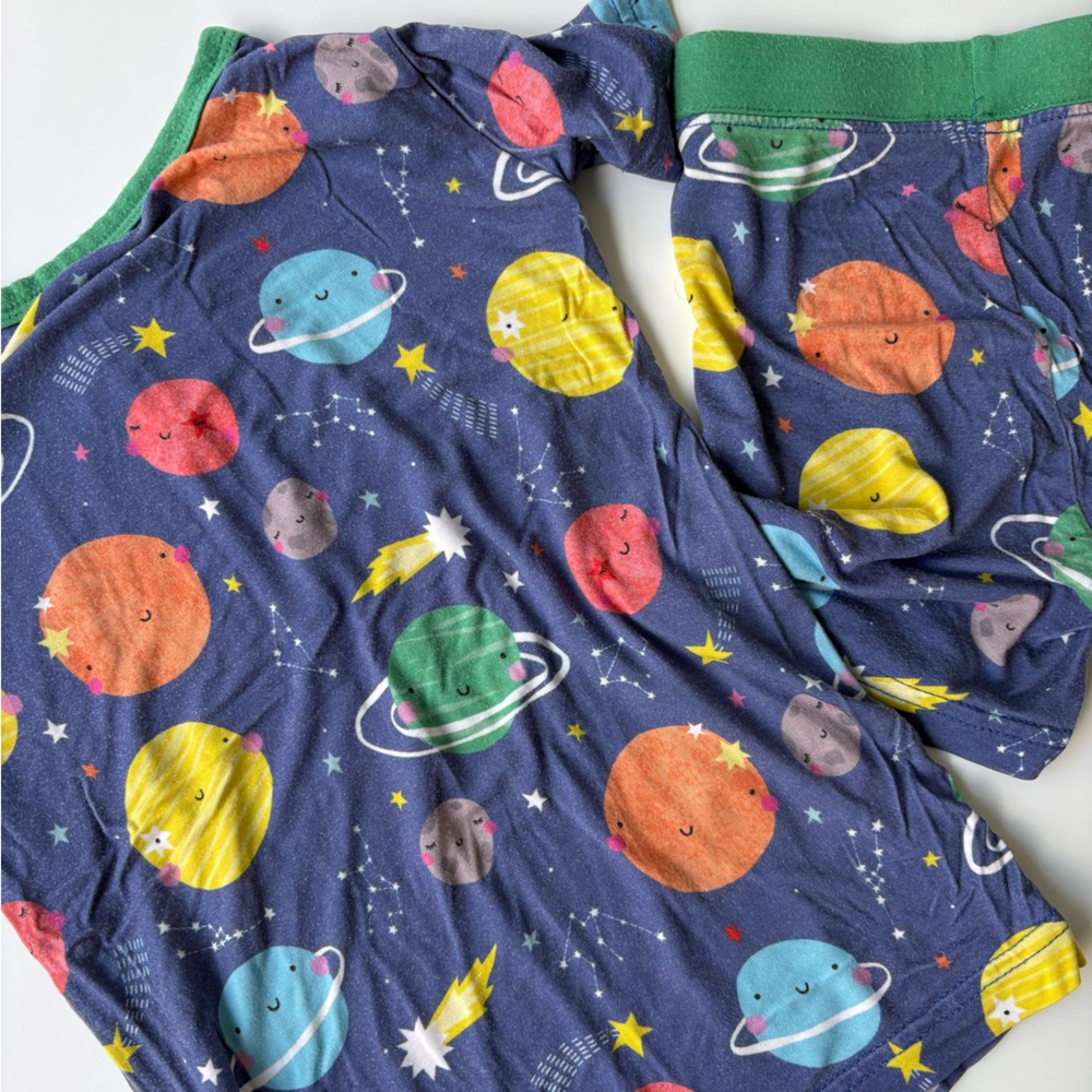 Little Sleepies, Space and Planets 2 piece pjs, short sleeve, 2T toddler - Picture 5 of 5